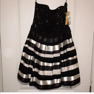 Alice + Olivia Dresses - {Alice + Olivia} Black & White Sequin Ribbon Dress Alice + Olivia Dresses - {Alice + Olivia} Black & White Sequin Ribbon Dress